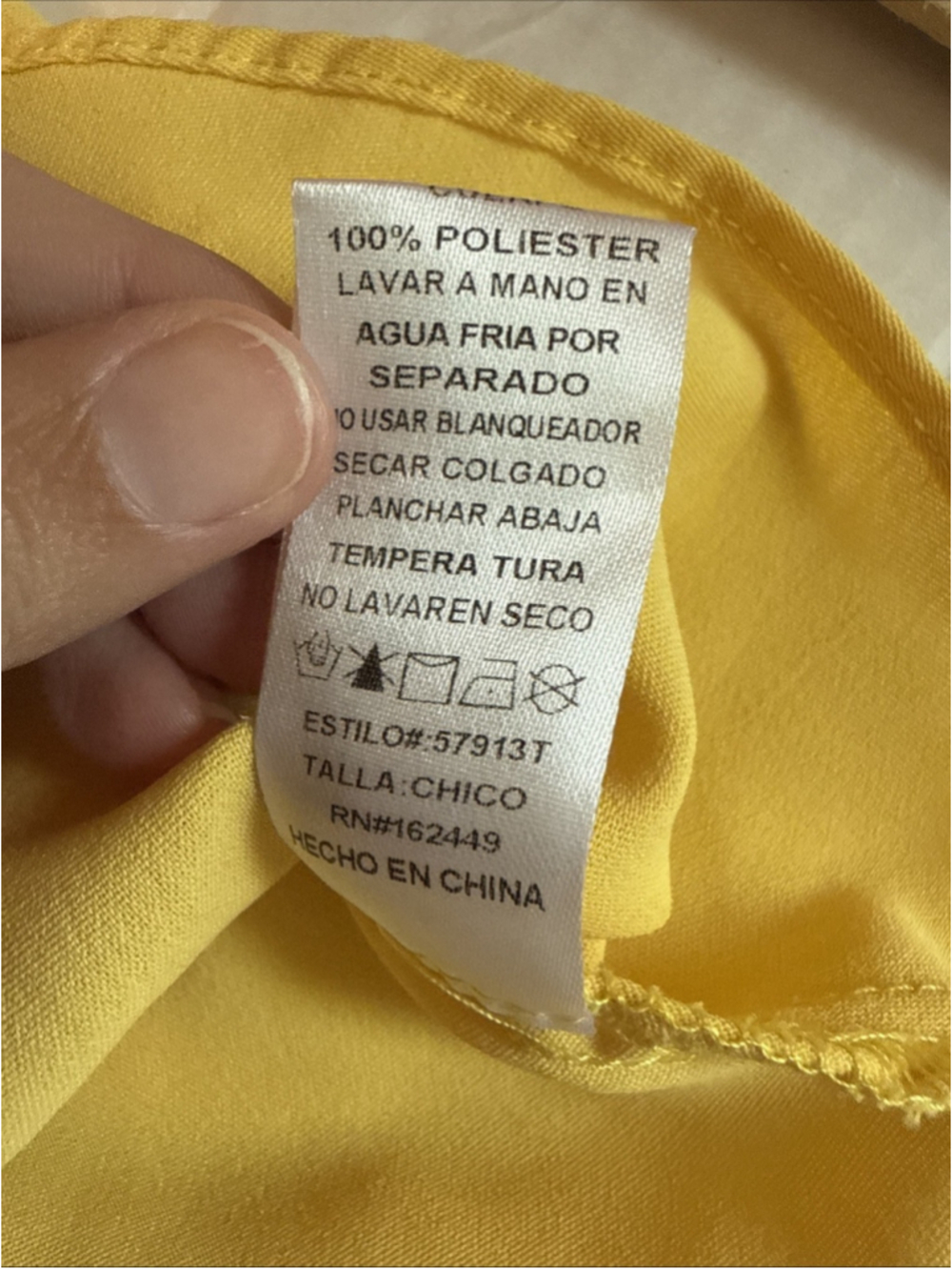 Milk & Honey Women’s V-neck Summer Yellow Top Flattering Sz Small Ruffle Sleeve - Picture 6 of 7